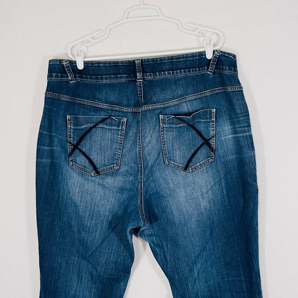 Lane Bryant Wide Leg Bootcut Patchwork Jeans Womens 22 Tall Distressed Whiskered - Picture 7 of 8